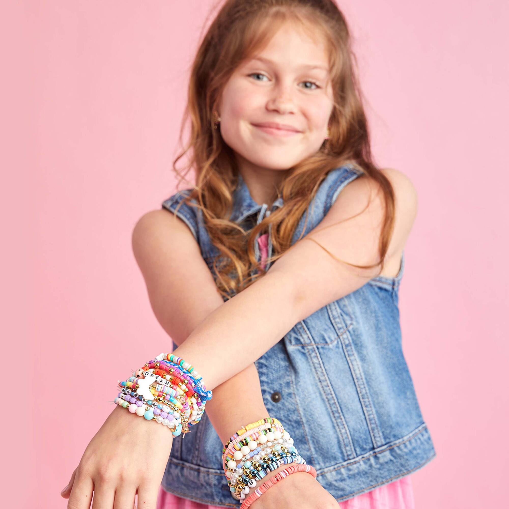 STMT™ True2U™ D.I.Y. Flower Friendship Bracelets